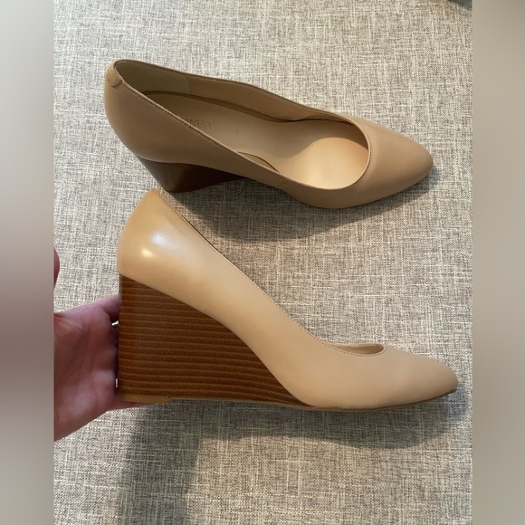 Nine West Jazzin Beige Wedge Pump - Picture 4 of 8